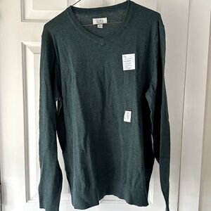 New with tags Croft and Barrow  v neck sweater 😊